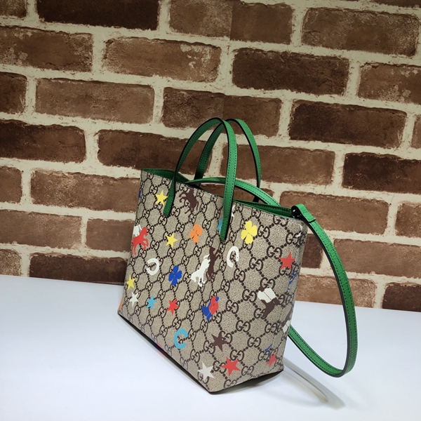 グッチバッグ背面デザイン